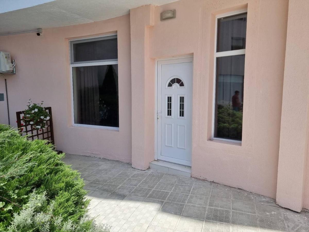 Бутикови Студиа Брита Kranevo Extérieur photo