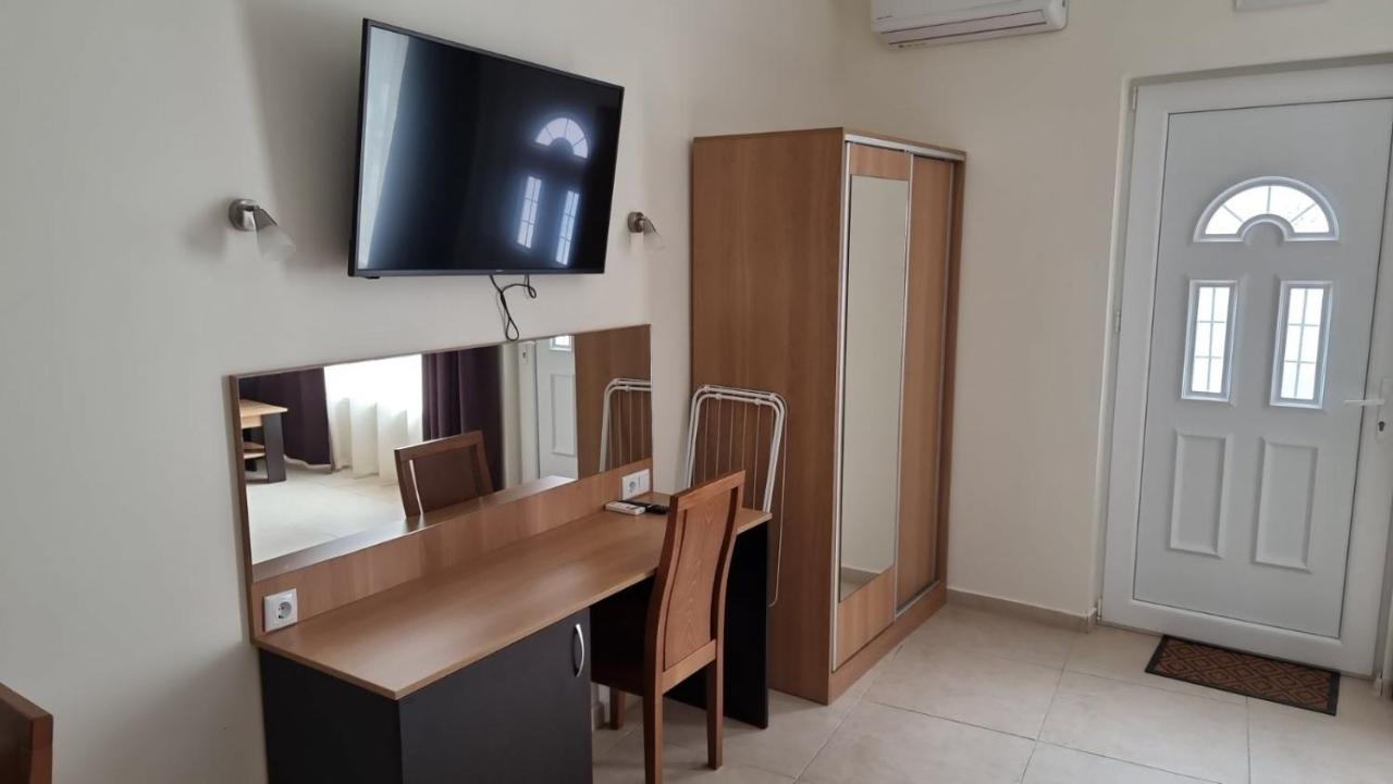Бутикови Студиа Брита Kranevo Extérieur photo