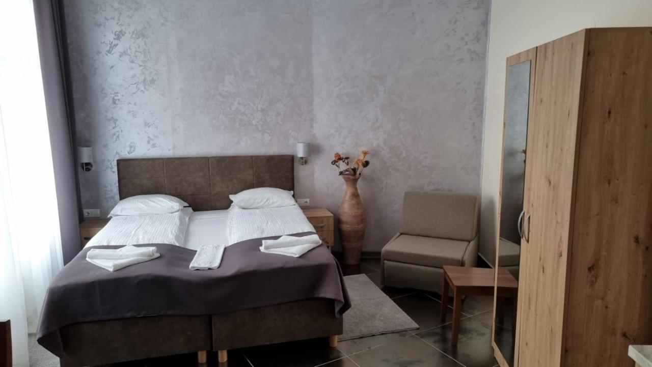 Бутикови Студиа Брита Kranevo Extérieur photo